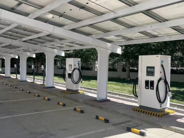  如何评估智能充电桩厂家的服务运维能力？