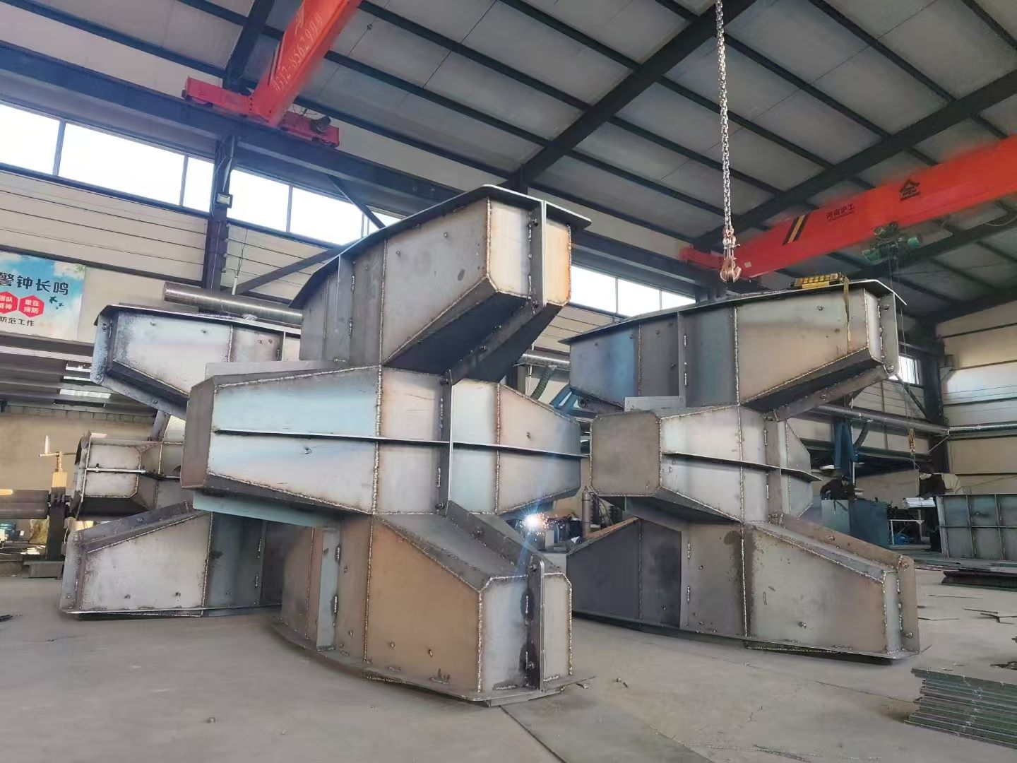  扭王字块模具