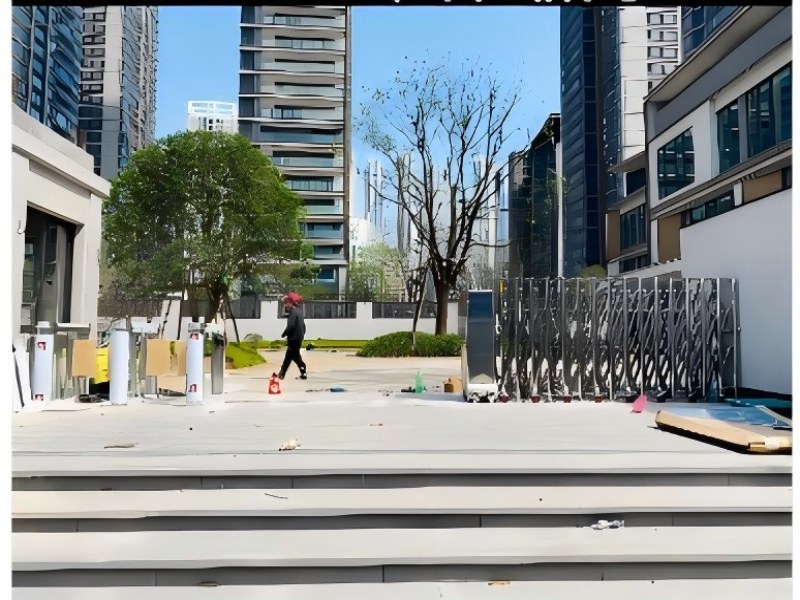 重庆渝泰市政建设有限责任公司-项目部人行道闸与伸缩门安装调试工程