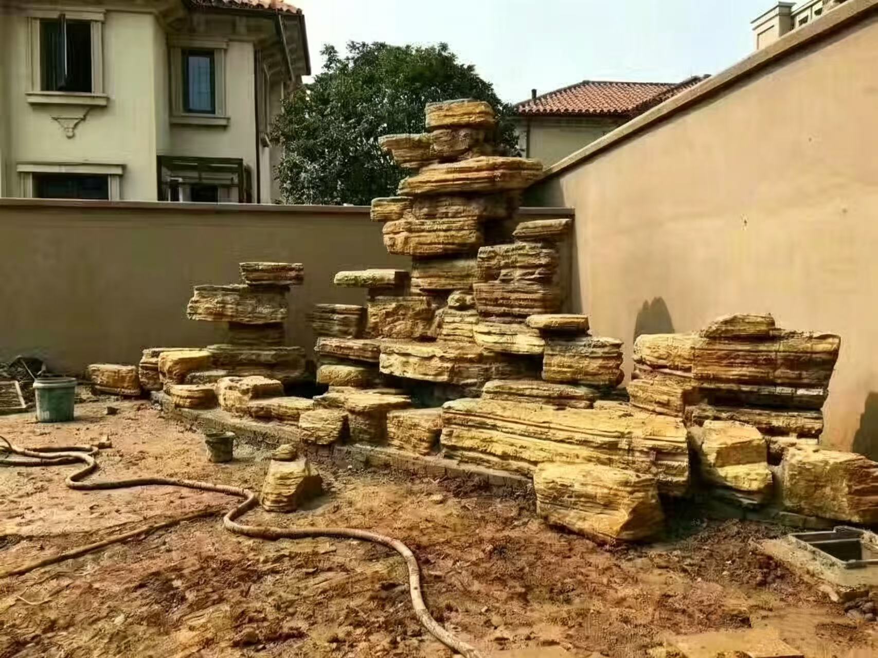 千层石