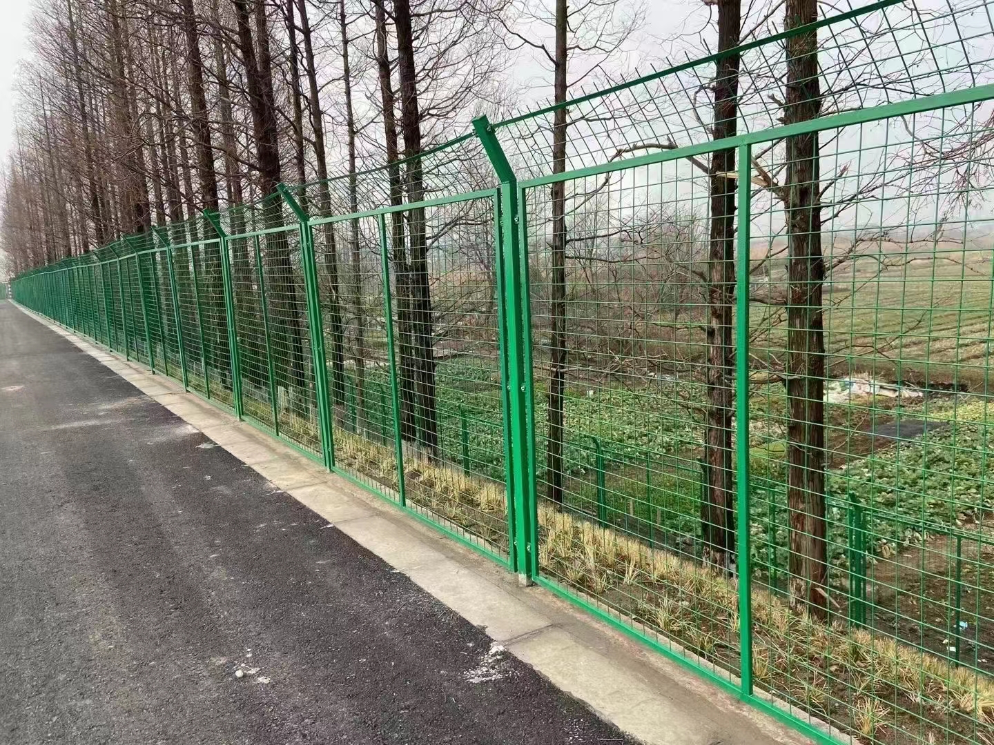 防攀爬护栏