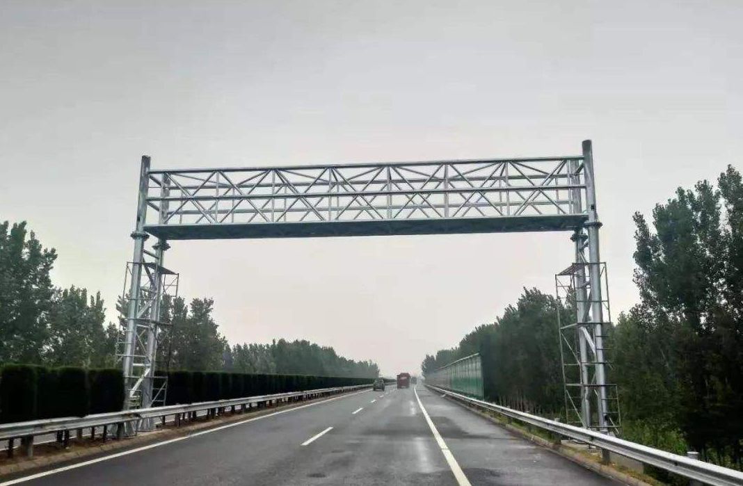 道路龙门架