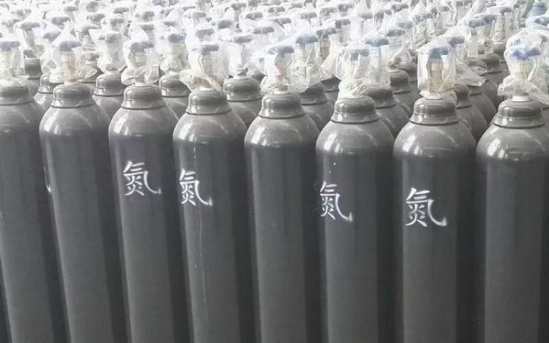 氮气 