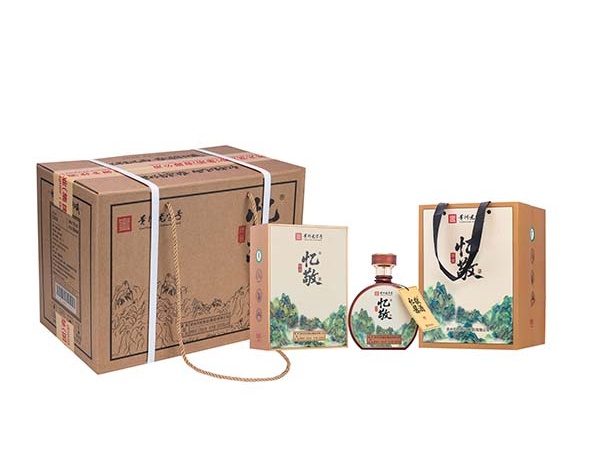 忆敬白酒