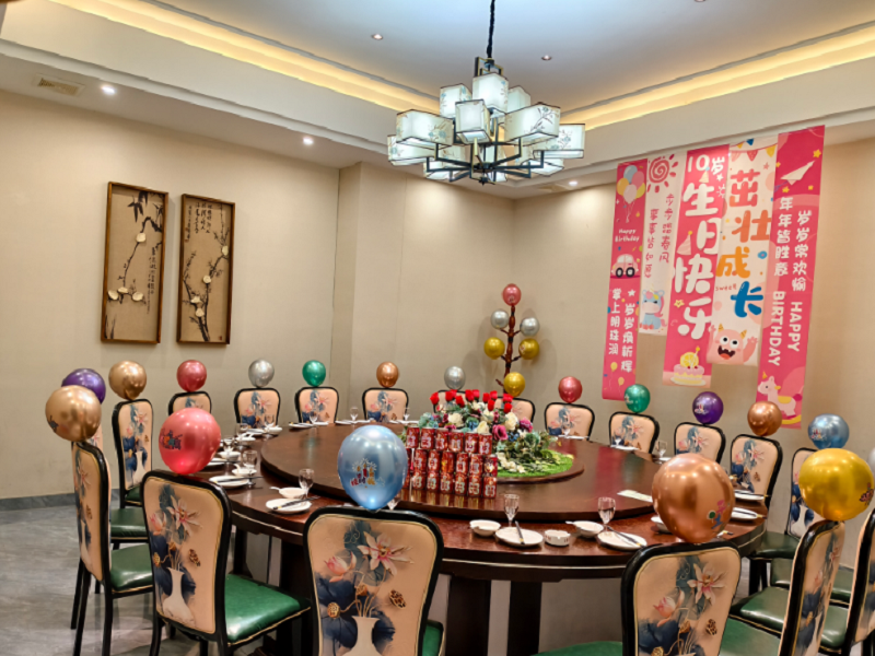 包厢1