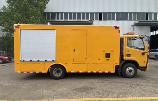 暴雨季应急利器：东风多利卡 2000 方排水抢险车，为城市排涝按下 “加速键”