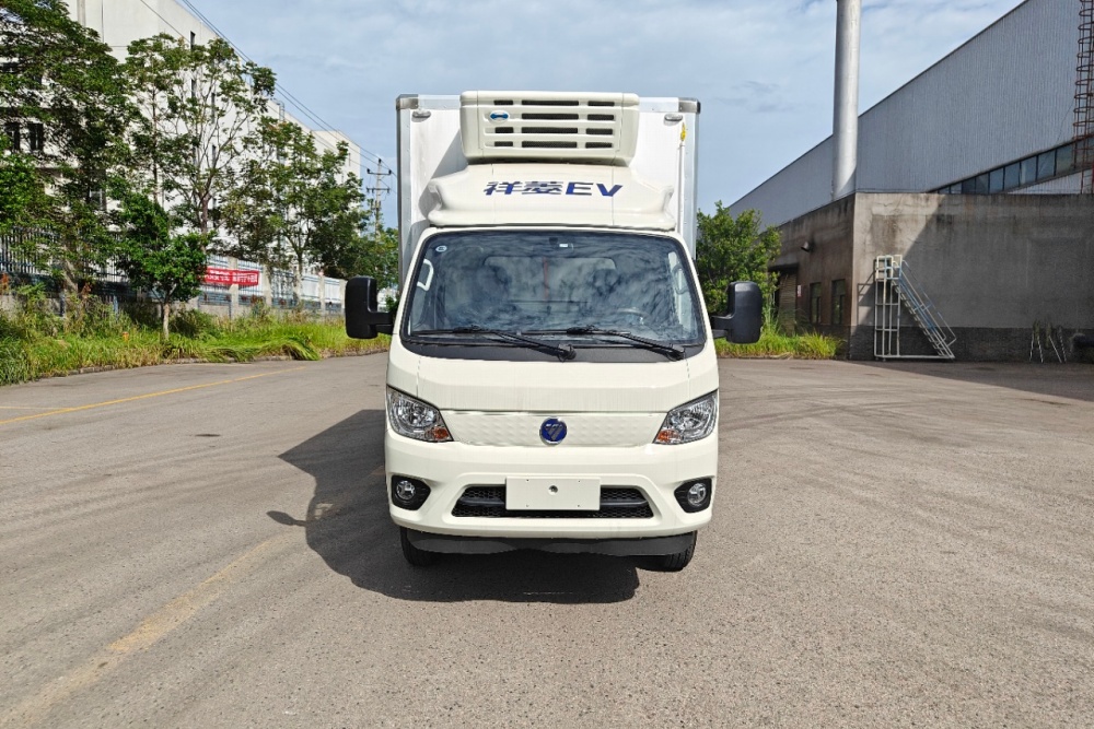 福田祥菱M2纯电动冷藏车