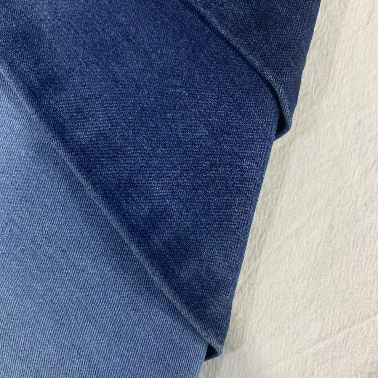 B779