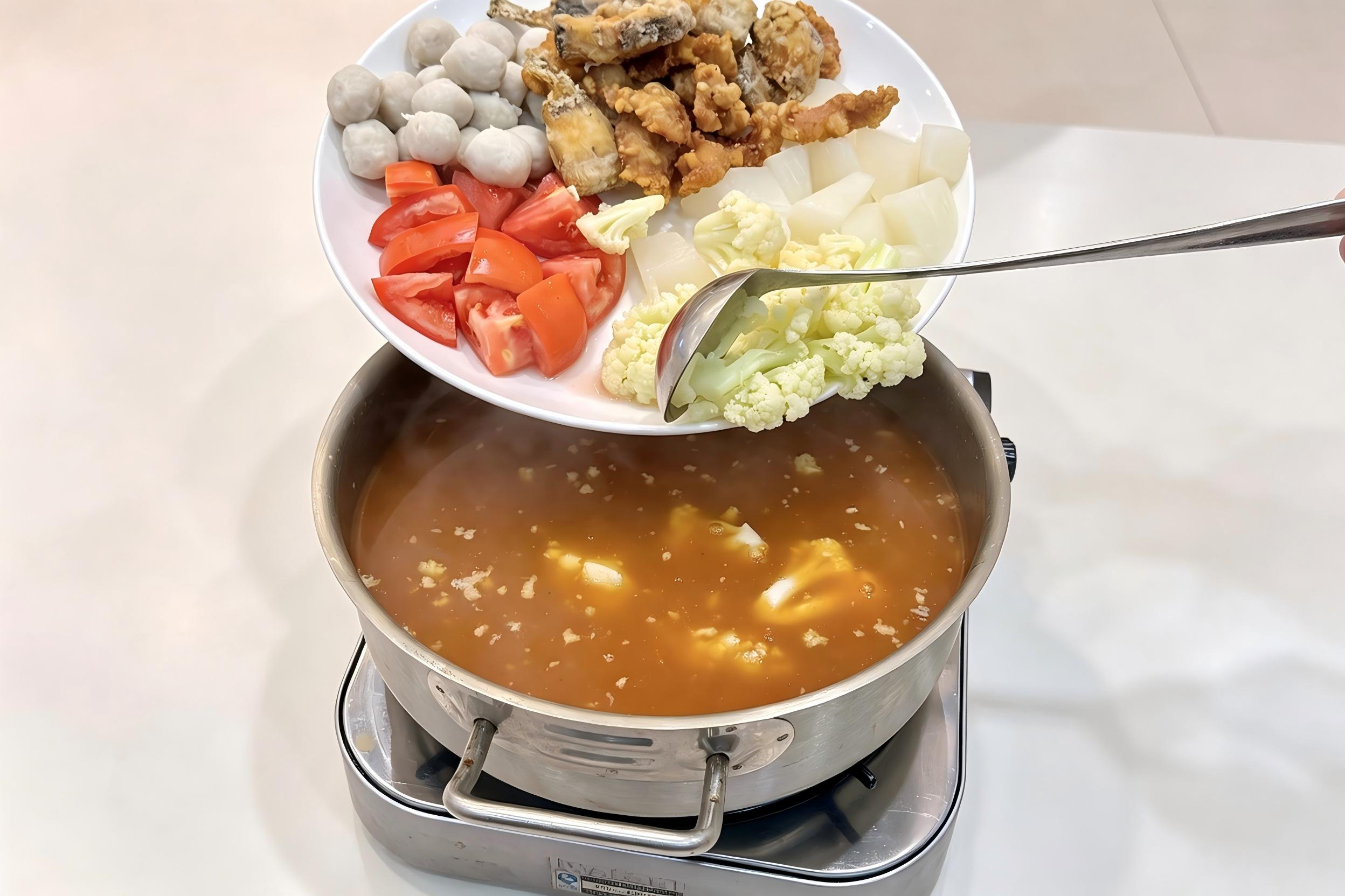 明炉酸辣羹