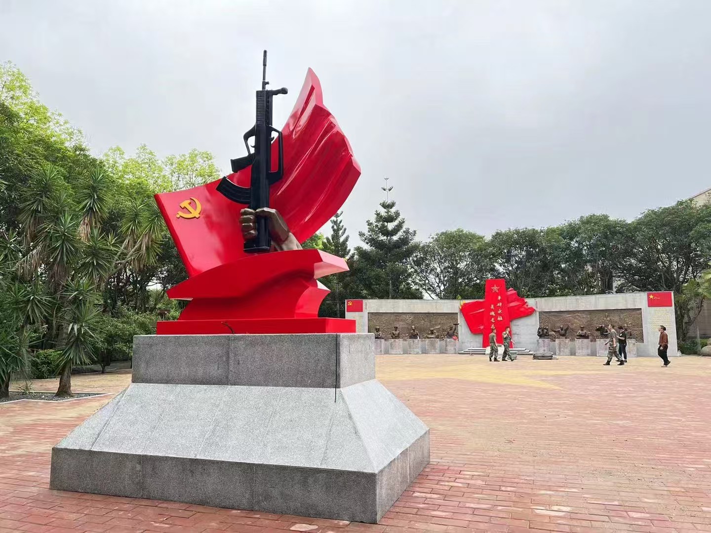 长乐部队 革命烈士纪念雕塑