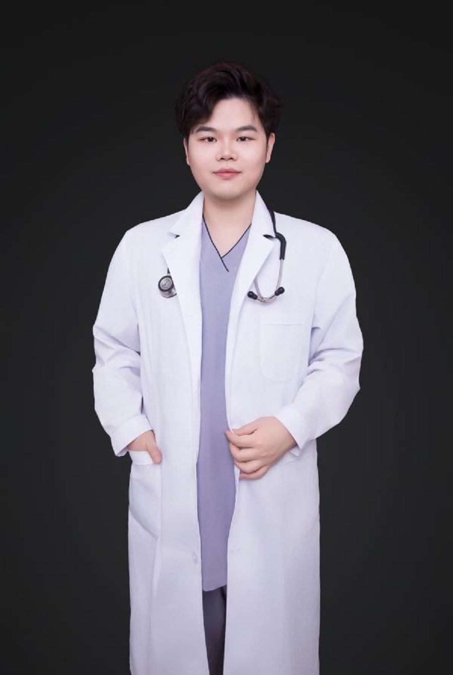 褚辰瑞医师