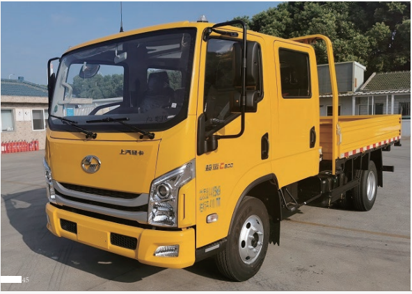 上汽跃进C300双排栏板