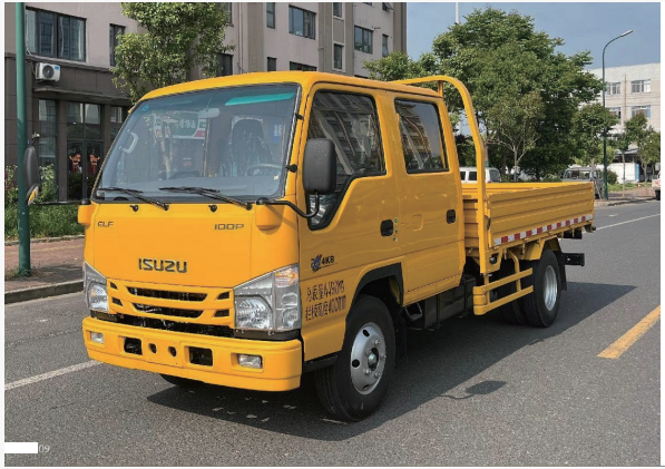 五十铃100P-4KB双排栏板