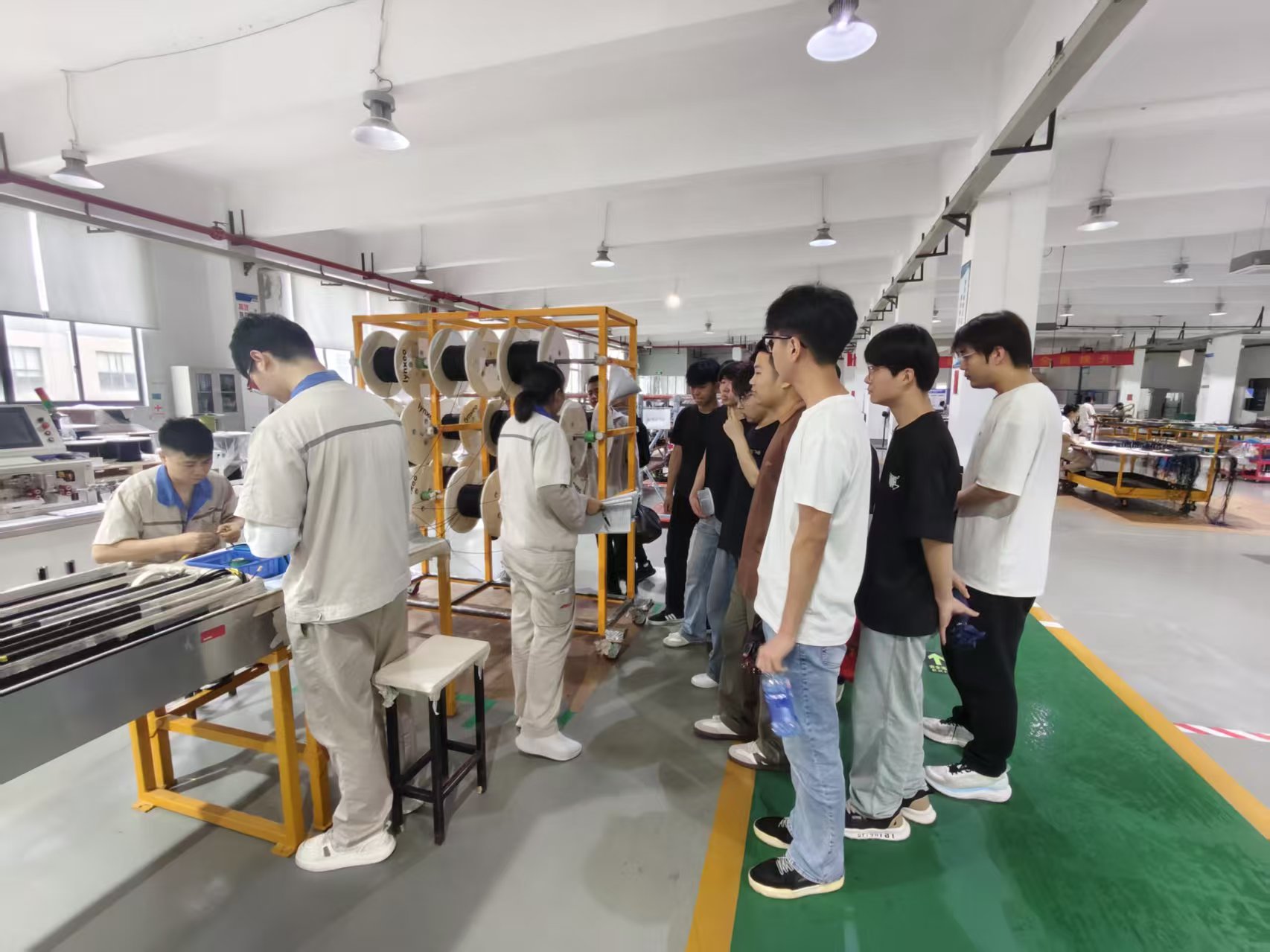 学校出游
