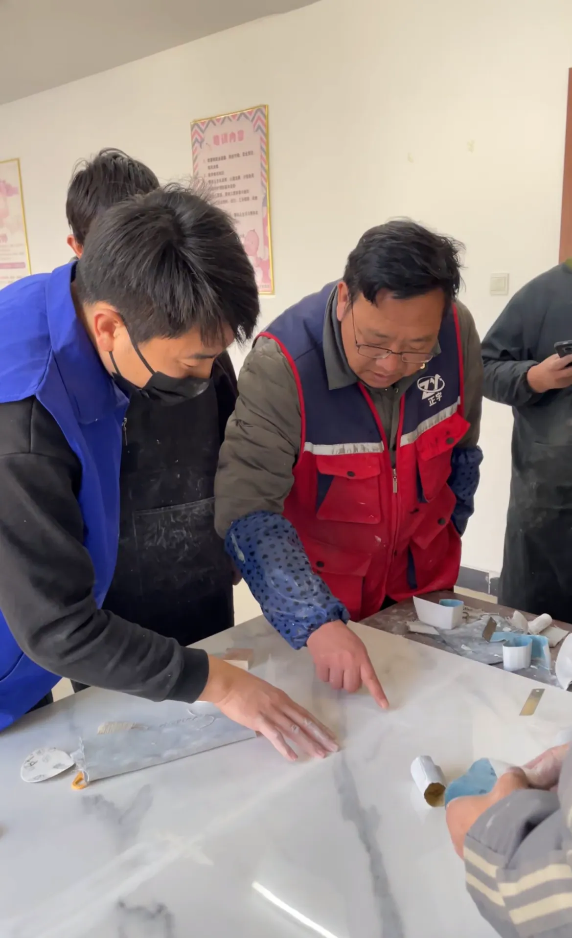 岩板维护和保养