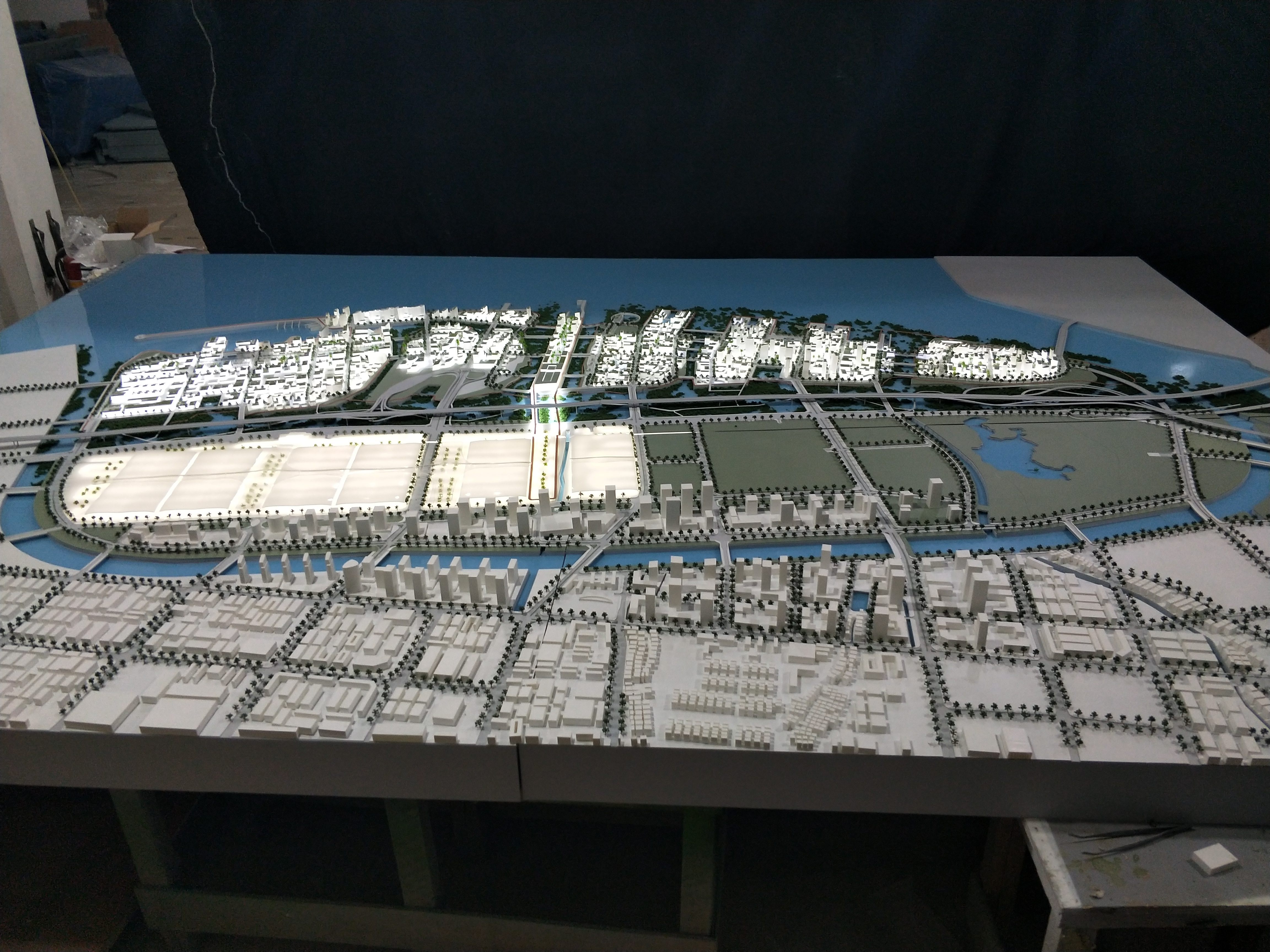 塔科玛法兰齐曼城市设计前海项目模型5