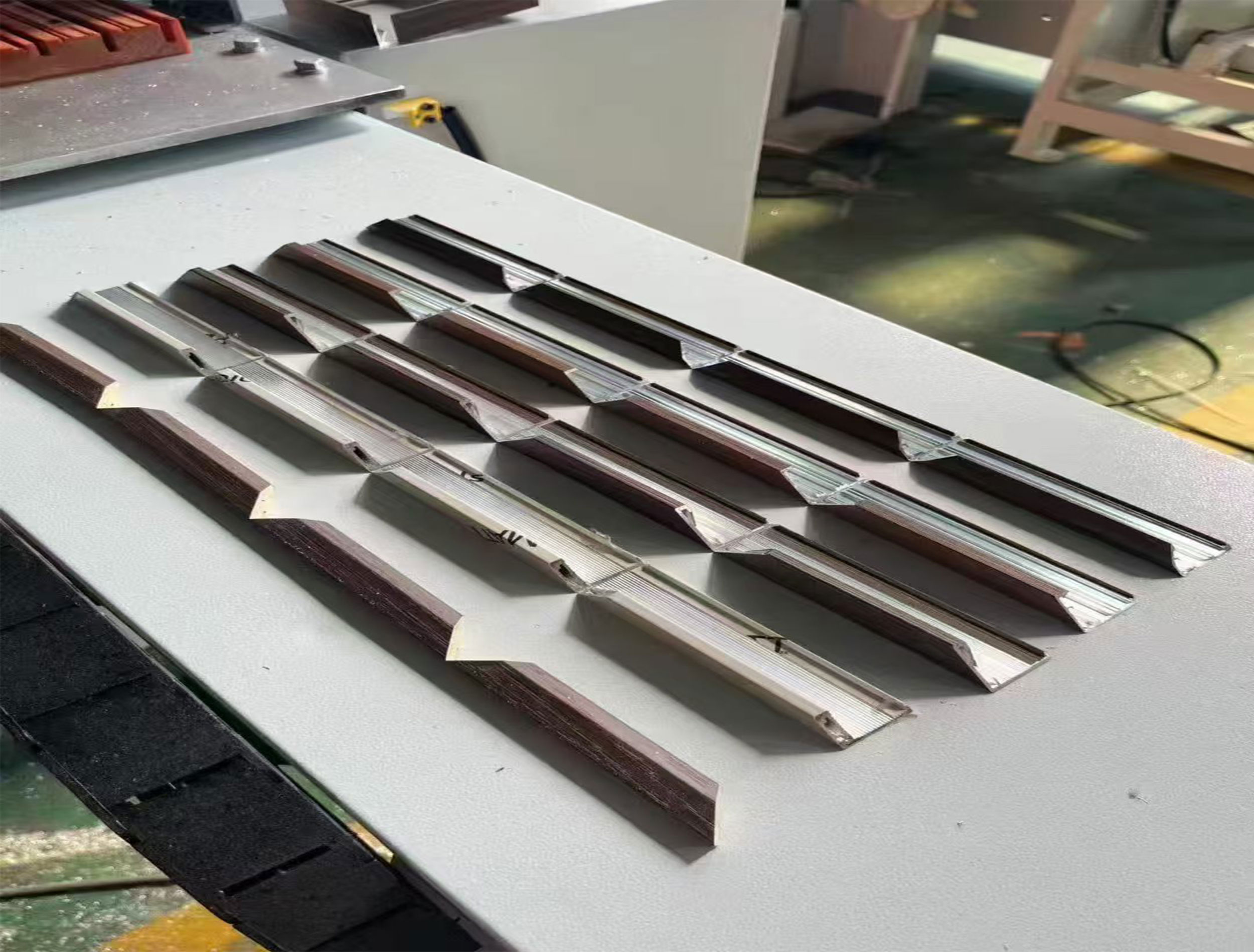 铝合金骨骼线
