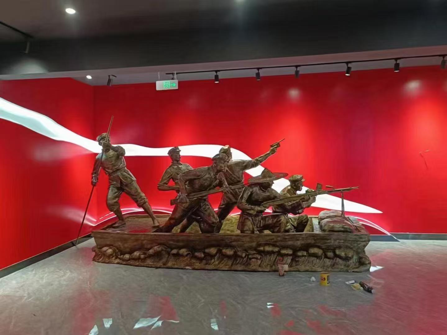 红色雕塑