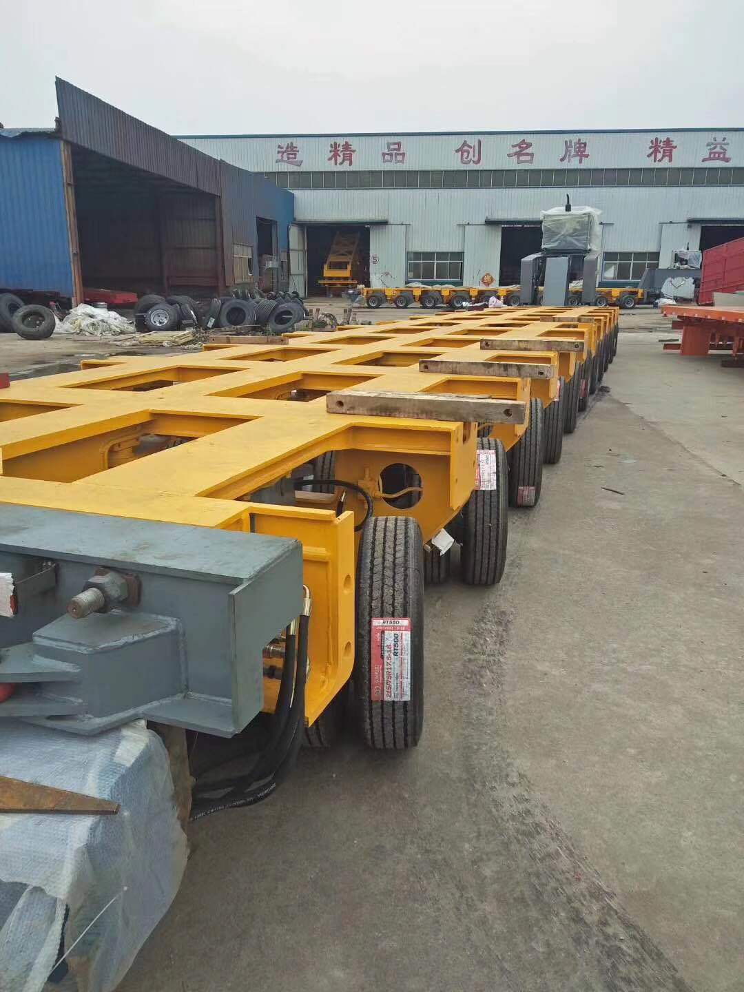 低平板运输车