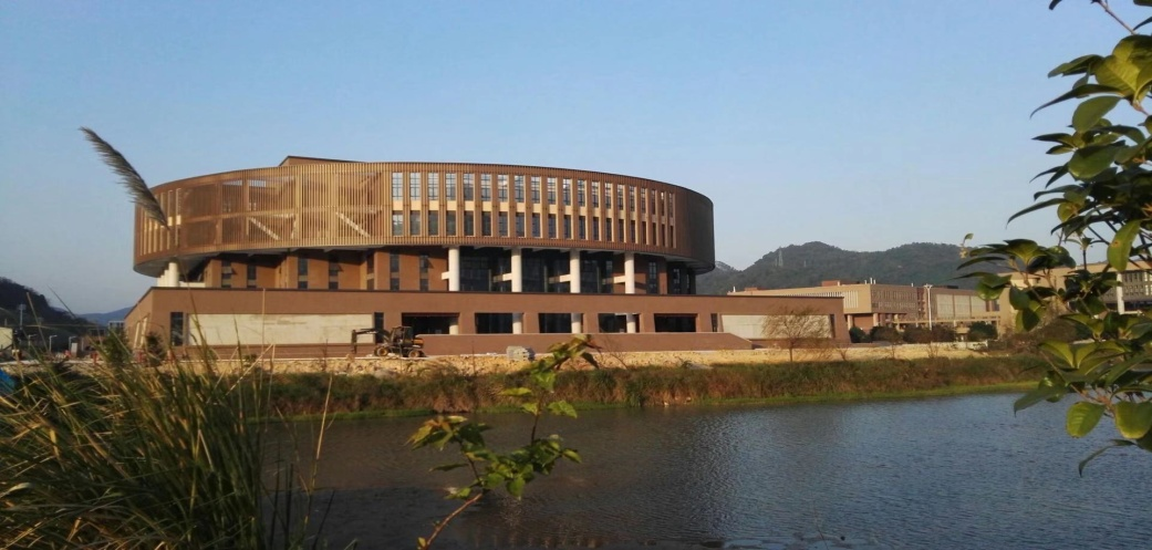 贵安商学院图书馆外墙装饰2
