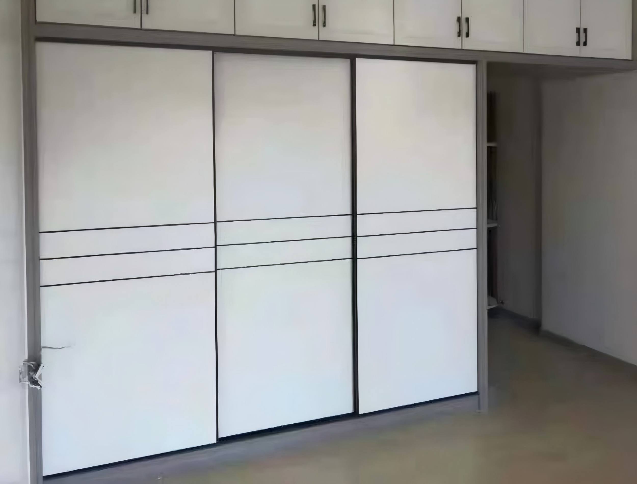 衣柜门