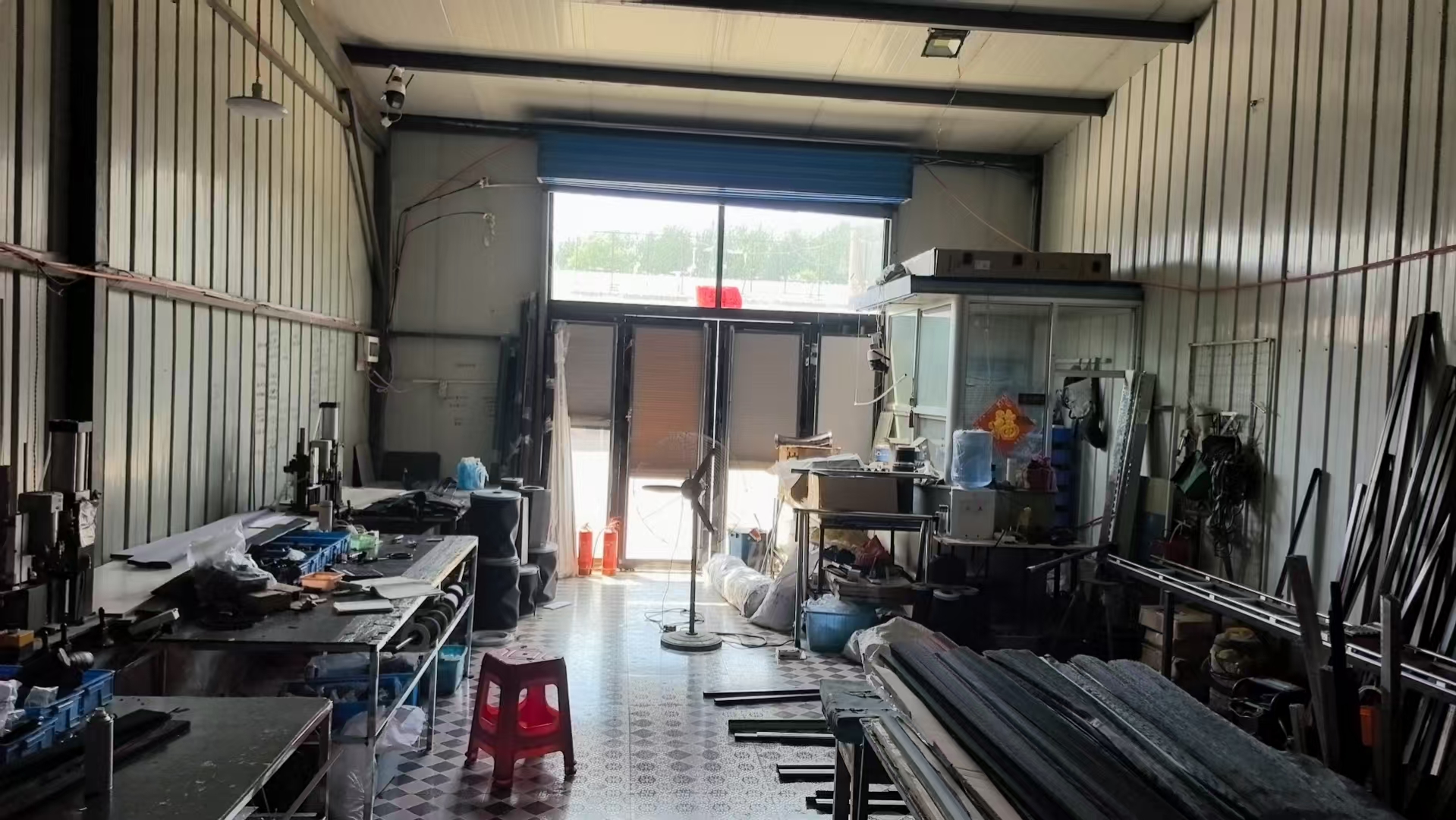 引言：数字化转型与品质升级双重压力下的门窗采购之困