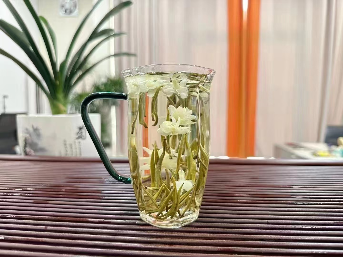 茉莉银针花茶