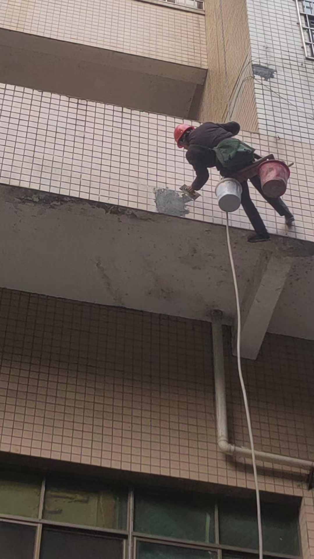 瓷砖空鼓