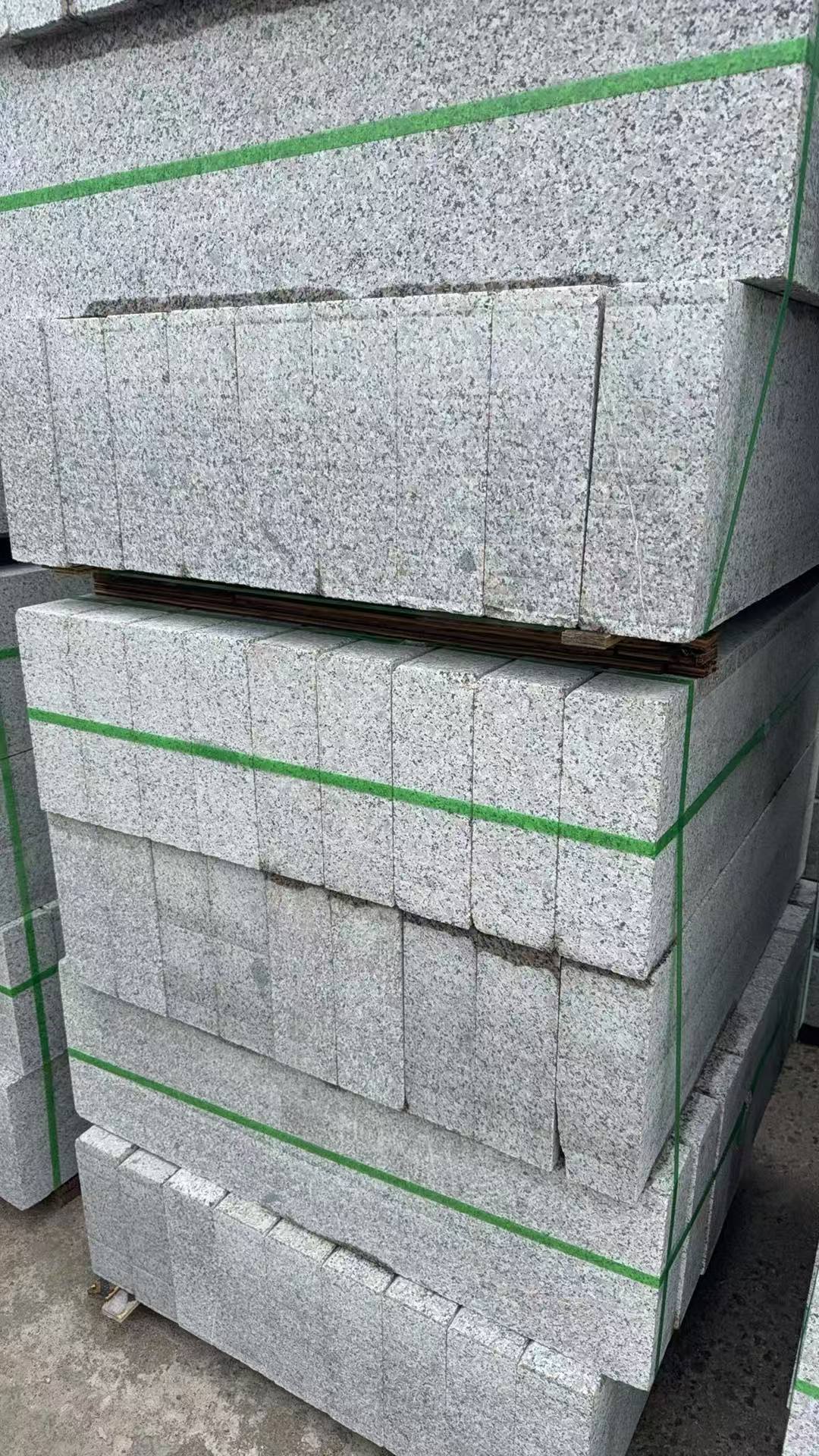 路沿石