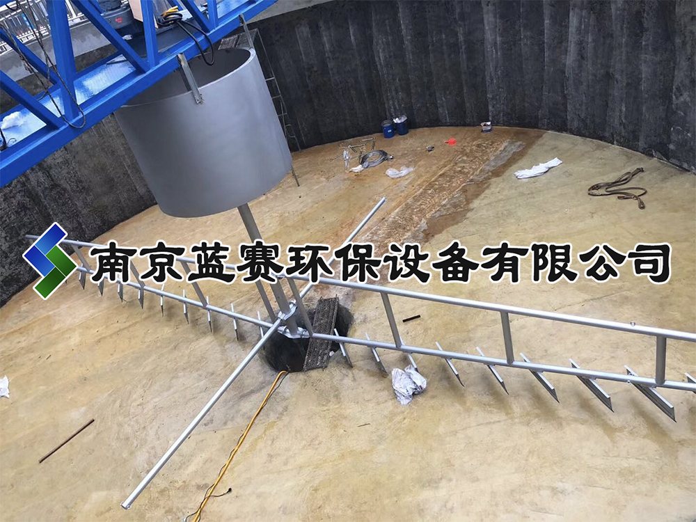刮泥机