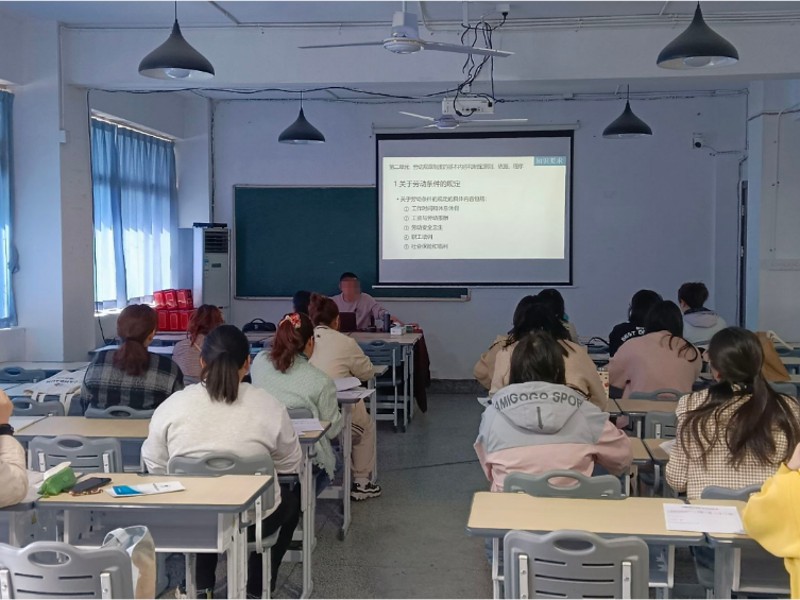 化解升学顾虑文职学员顺利升本