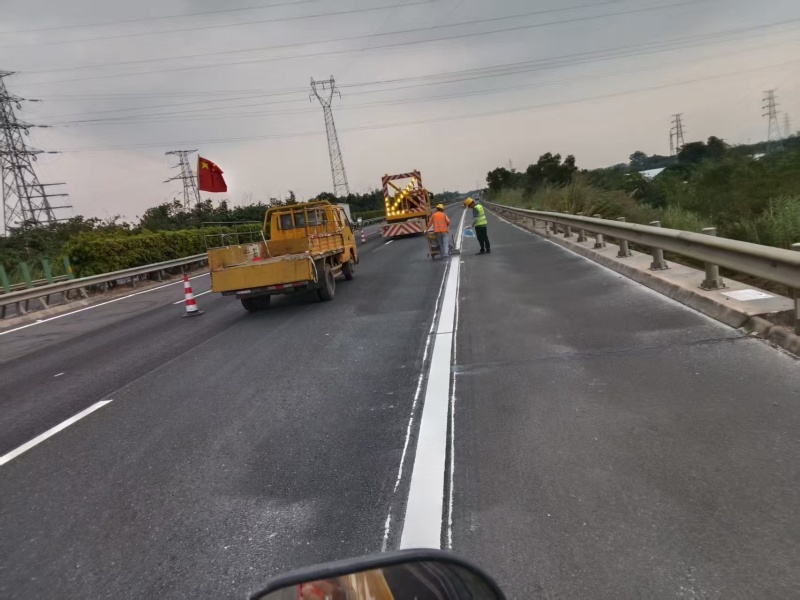 深圳国际低碳城吉桥路市政工程