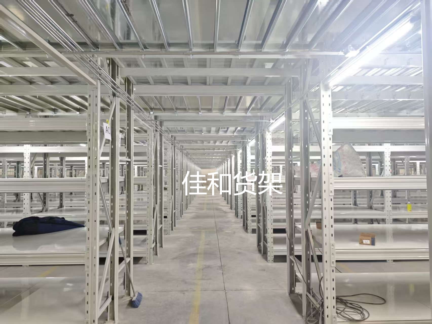 阁楼式货架