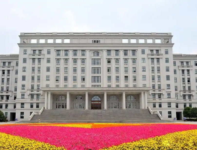 电子科技大学自考本科，找工作看重最高学历还是第一学历？