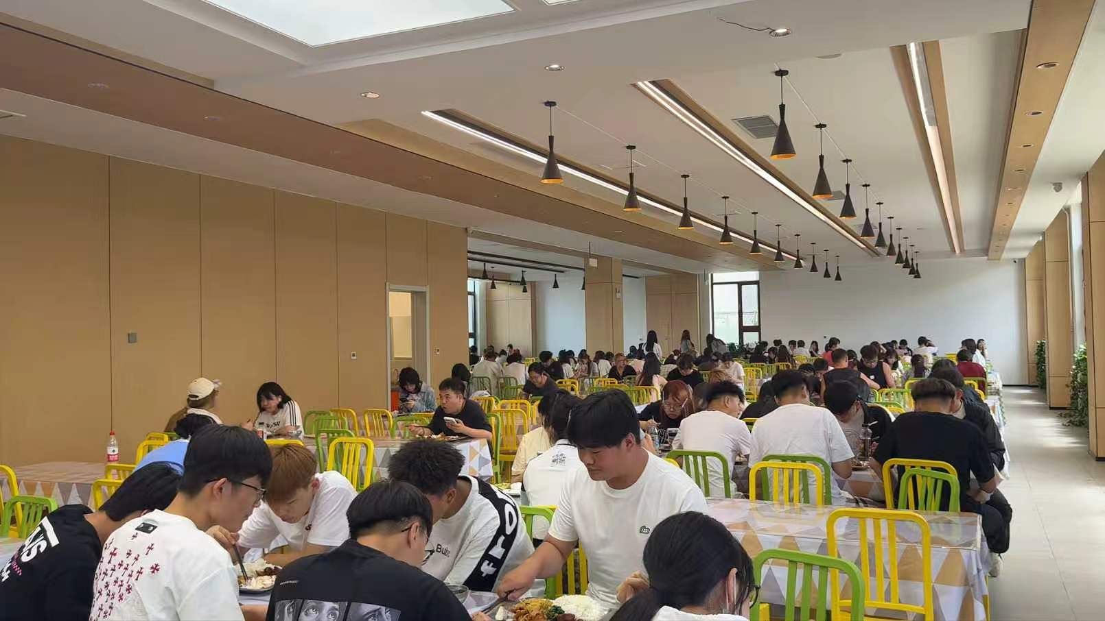 食堂