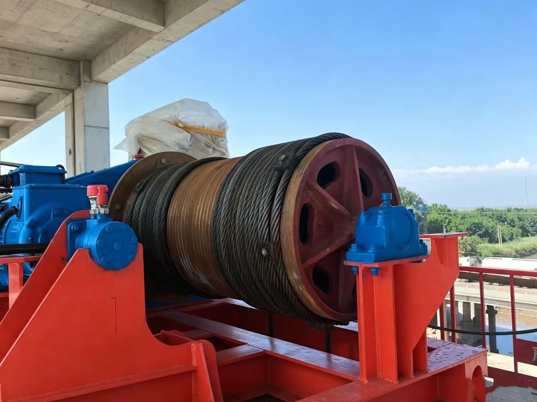 卷扬启闭机