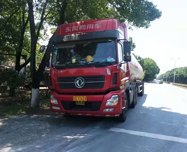 甲醇