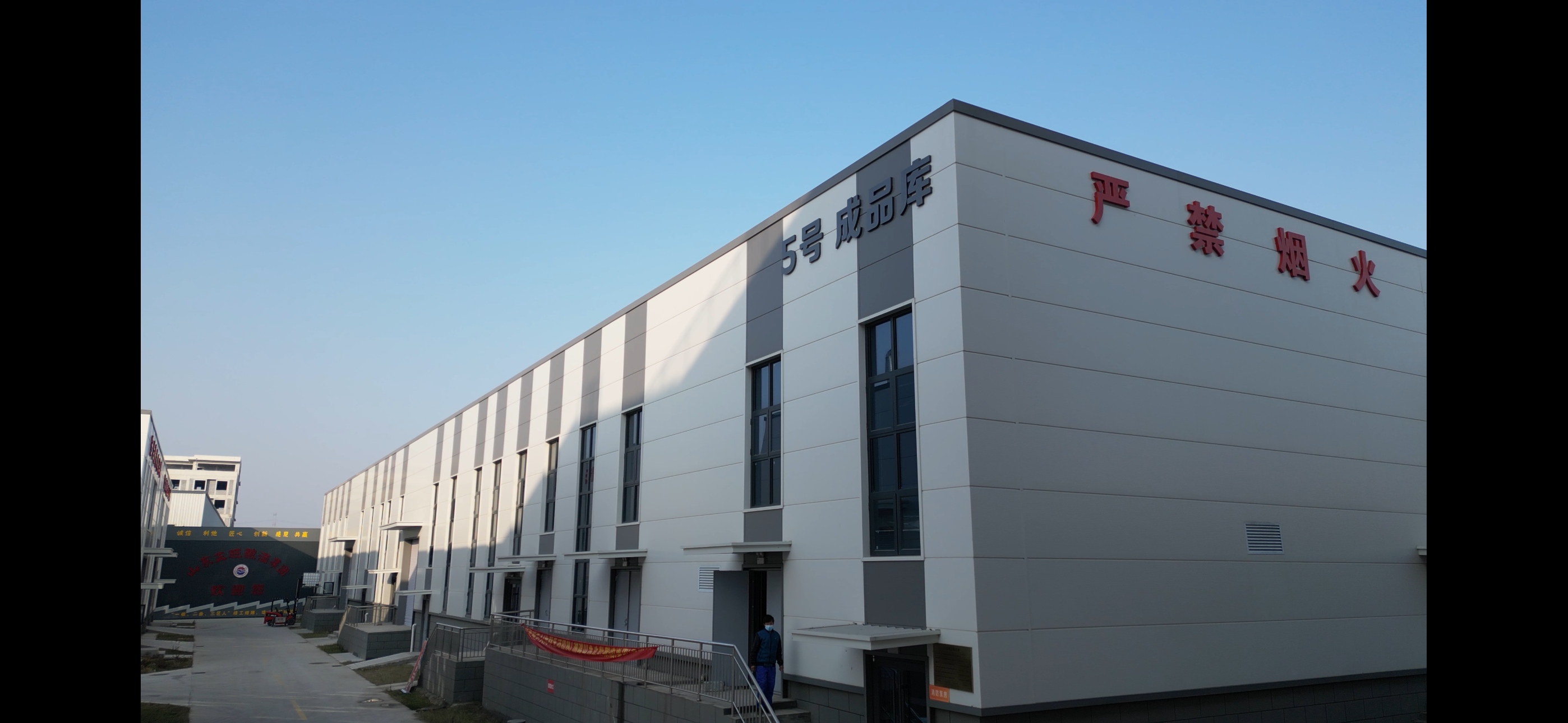2026优选山东酒水创业厂商指南：从2000元起步到门店落地，如何选对源头？
