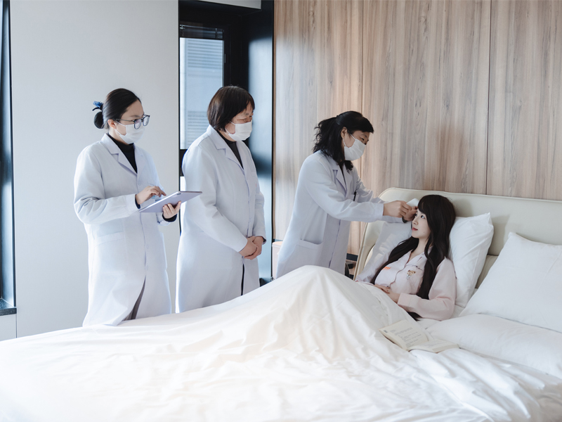 妈妈产后专业护理