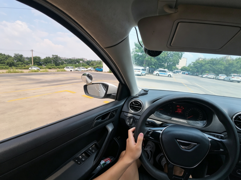 学员练车