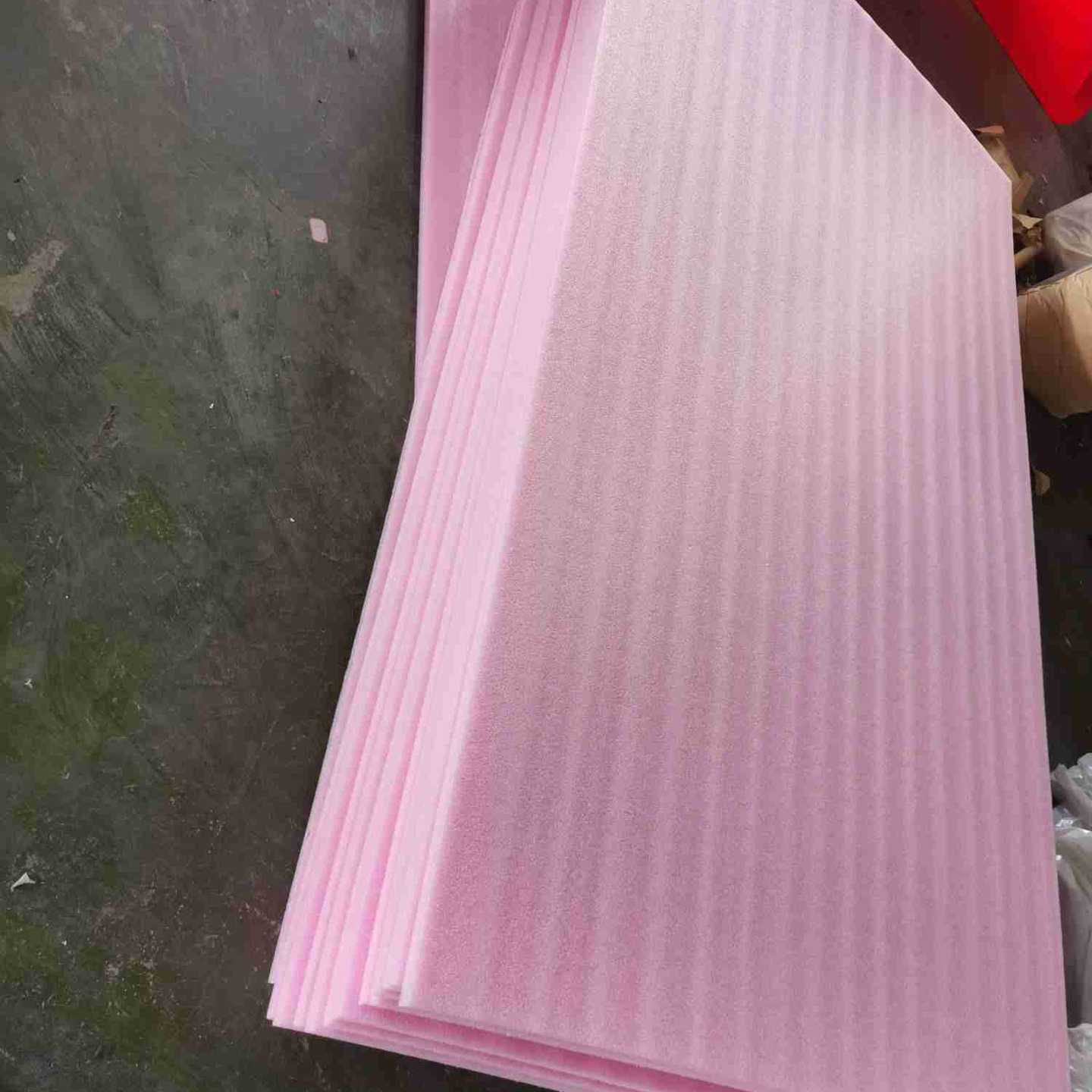 红色压缩碗辅助包装材料