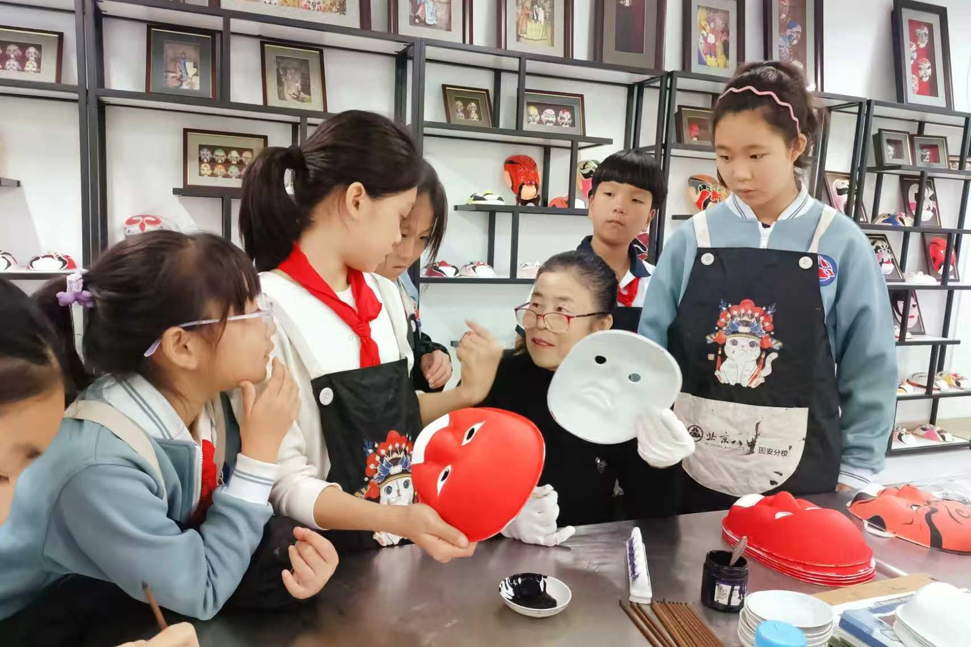 非遗传承人面对面教学