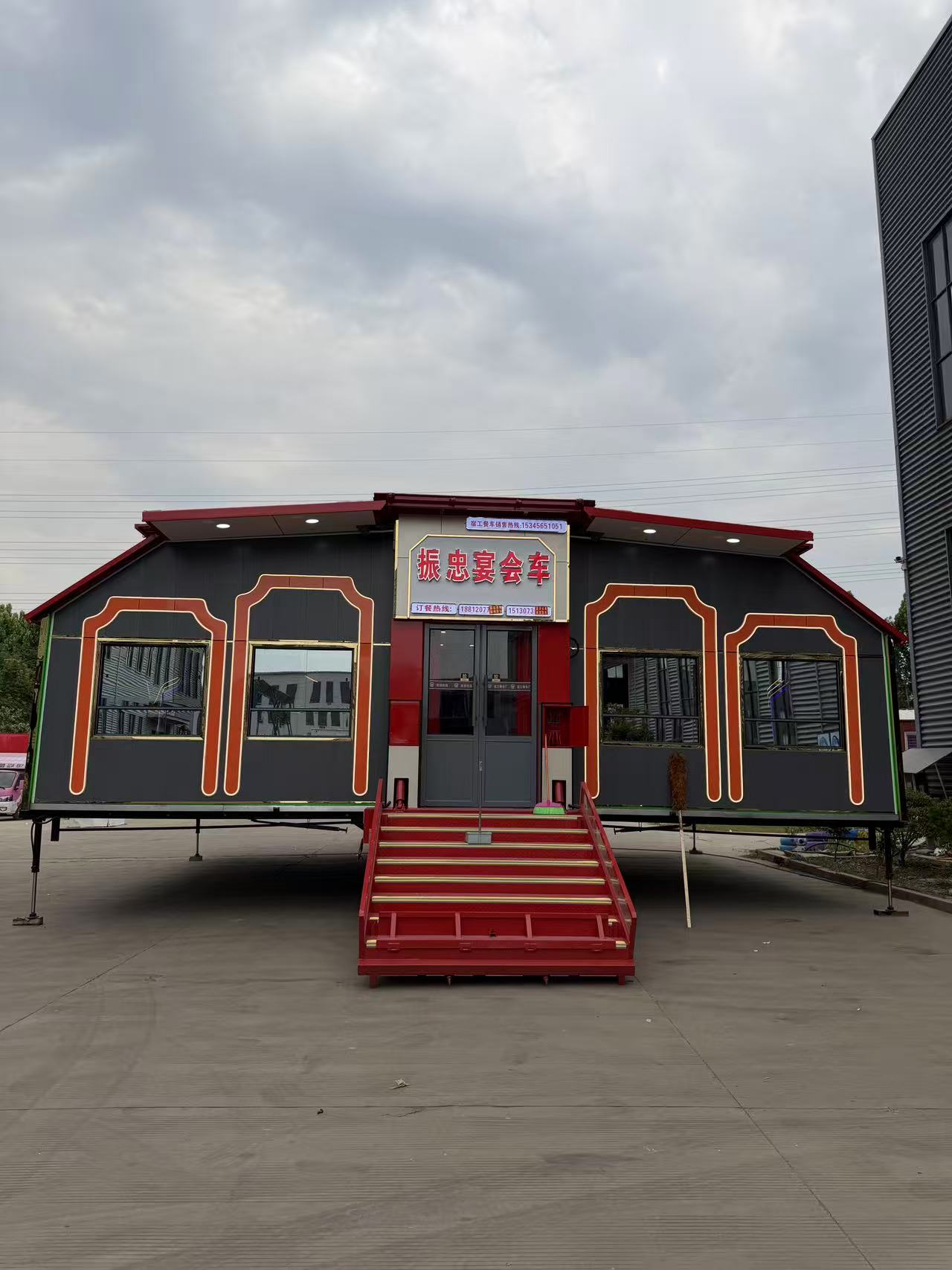 流动宴会餐车