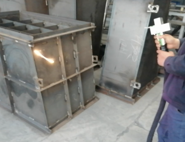 3000W 激光清洗机
