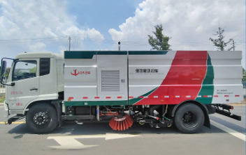 干湿两用吸尘车