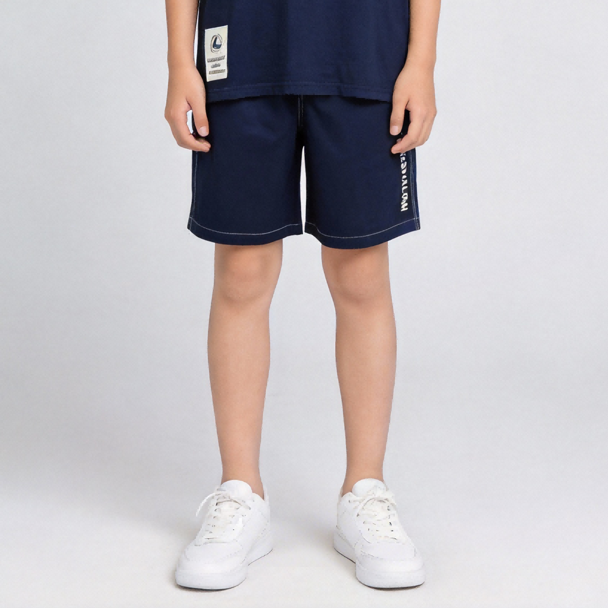 中小学校服招投标供货，起跑线服饰资质齐全
